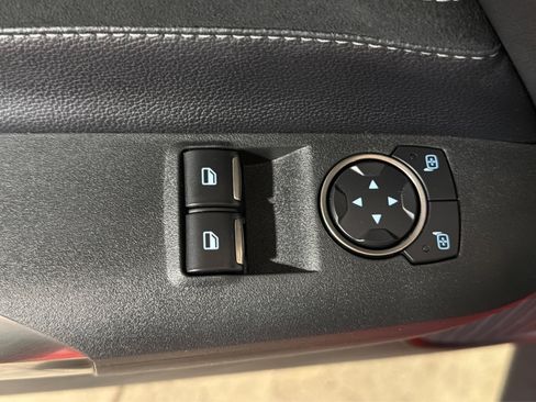Used 2016 Ford Mustang Shelby GT350 w/ Technology Package RWD image 17