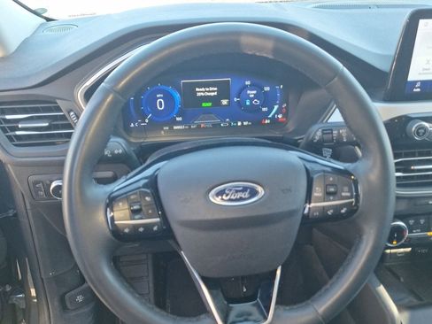 Used 2022 Ford Escape SEL w/ Technology Package image 10