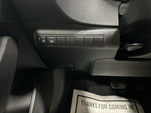 Used 2026 Toyota Corolla SE FWD image 17