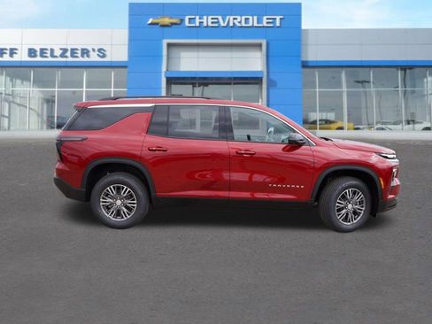 New 2026 Chevrolet Traverse LT w/ Driver Confidence Package image 2