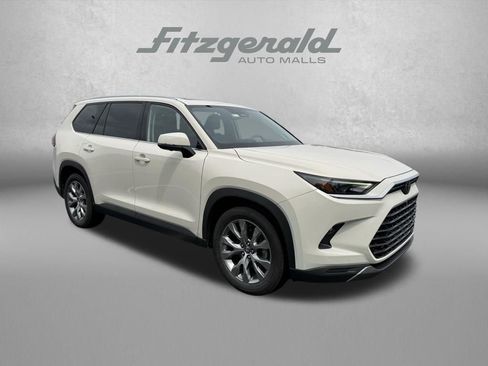 Used 2024 Toyota Grand Highlander AWD Hybrid image 1