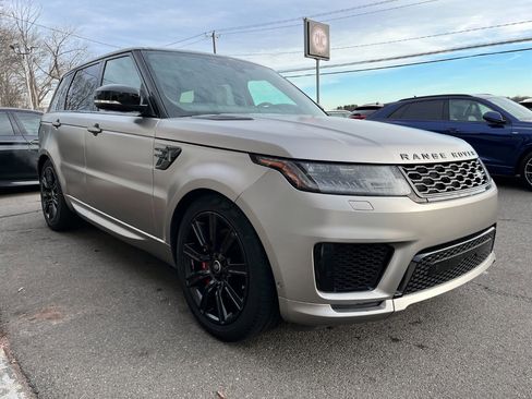 Used 2020 Land Rover Range Rover Sport HST image 4