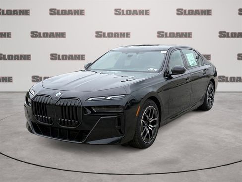 New 2025 BMW 760i xDrive image 1