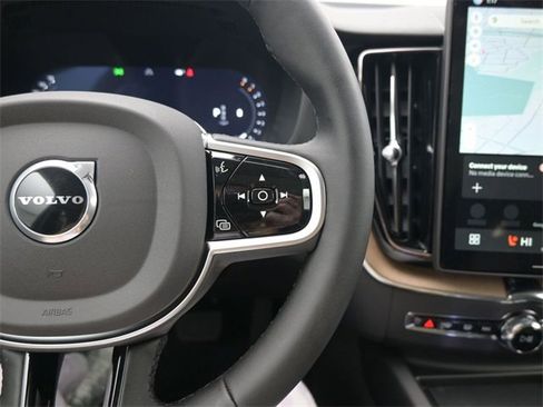 New 2026 Volvo XC60 B5 Core w/ Climate Package image 24