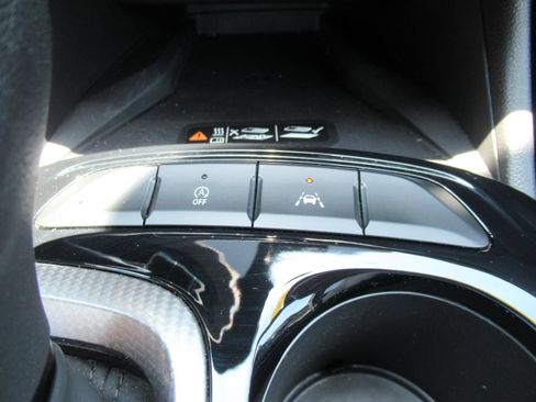 Used 2024 Buick Envista Avenir FWD image 27