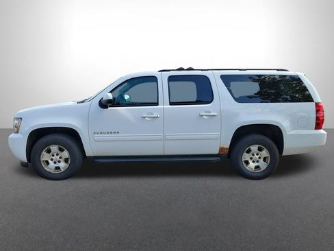 Used 2013 Chevrolet Suburban LS AWD/4WD image 2