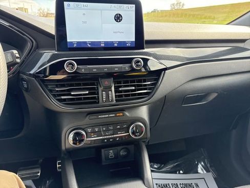 Used 2024 Ford Escape ST-Line AWD/4WD image 18