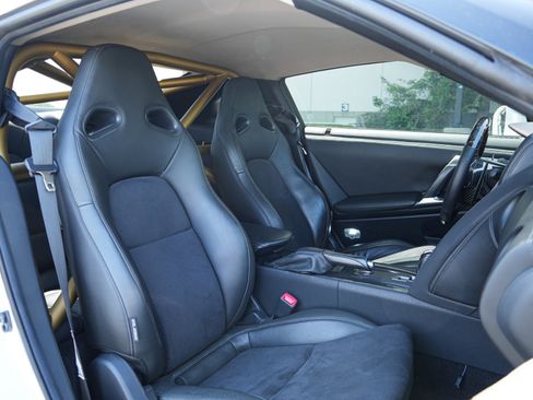 Used 2009 Nissan GT-R Premium AWD/4WD image 23