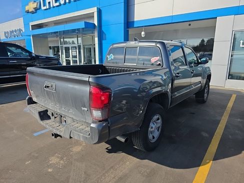 Used 2023 Toyota Tacoma SR image 3