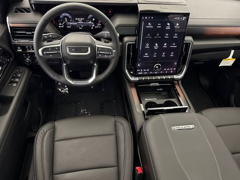 New 2026 GMC Yukon Denali w/ Sun & Power Step Package image 24