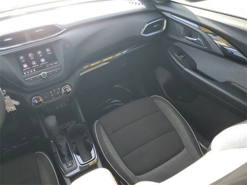 Used 2021 Chevrolet TrailBlazer LS image 15