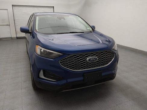 Used 2023 Ford Edge SEL image 14