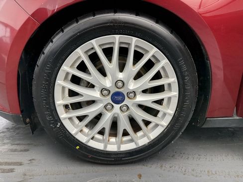 Used 2014 Ford Focus Titanium image 22