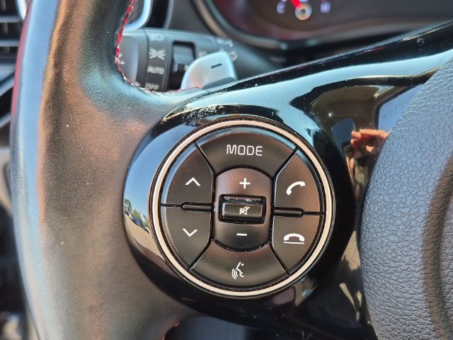 Used 2020 Kia Soul GT-Line Turbo FWD image 19