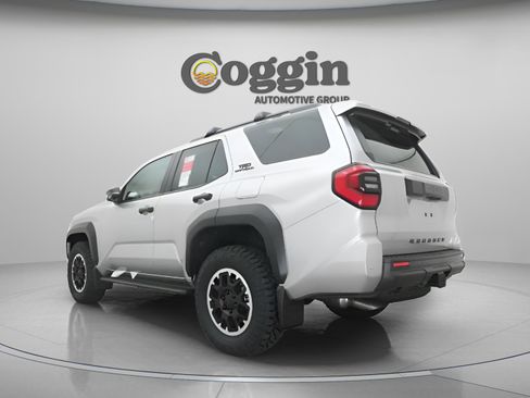 Used 2025 Toyota 4Runner TRD Off-Road Premium image 21