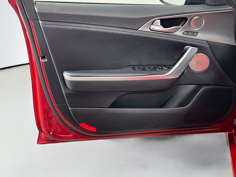 Used 2021 Kia Stinger GT2 RWD image 18