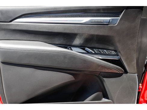 Used 2025 Cadillac Escalade V AWD/4WD image 23
