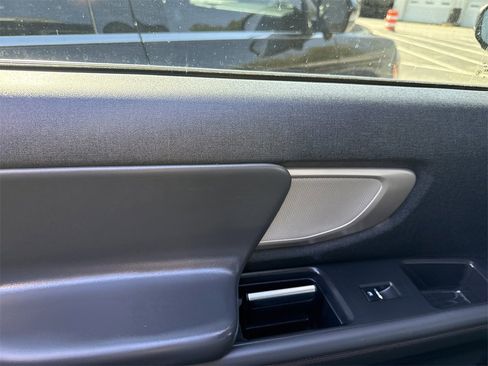 Used 2025 Ford Expedition Active image 20