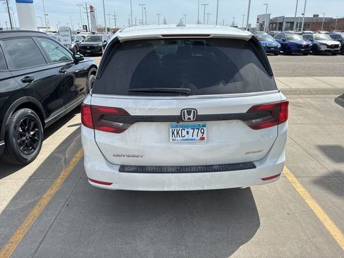 Used 2023 Honda Odyssey Sport image 7