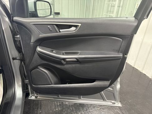Used 2024 Ford Edge SEL AWD/4WD image 12