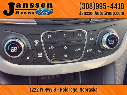 Used 2024 Chevrolet Equinox LT FWD image 20