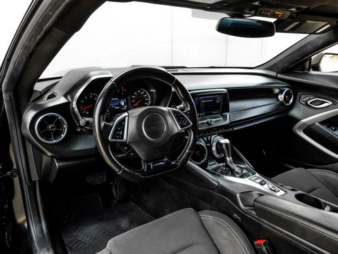Used 2021 Chevrolet Camaro LT RWD image 14