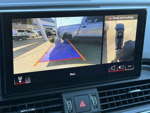 Used 2023 Audi Q5 e Premium Plus w/ Premium Plus Package image 19