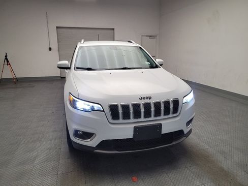 Used 2019 Jeep Cherokee Limited w/ Luxury Group FWD image 14