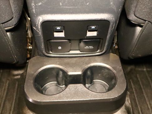 Used 2023 Ford Bronco Everglades image 38