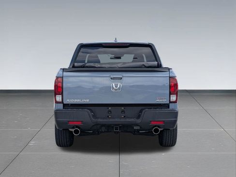 Certified 2023 Honda Ridgeline Sport image 5