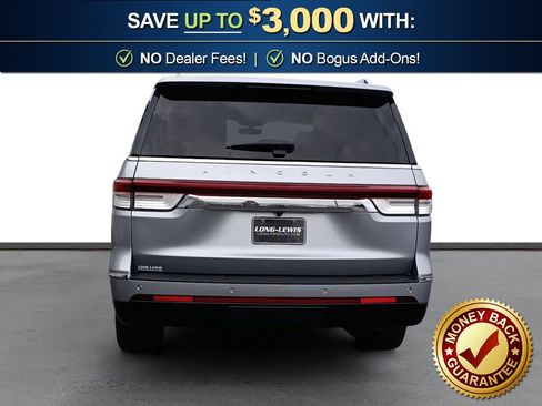 Used 2023 Lincoln Navigator Reserve image 5
