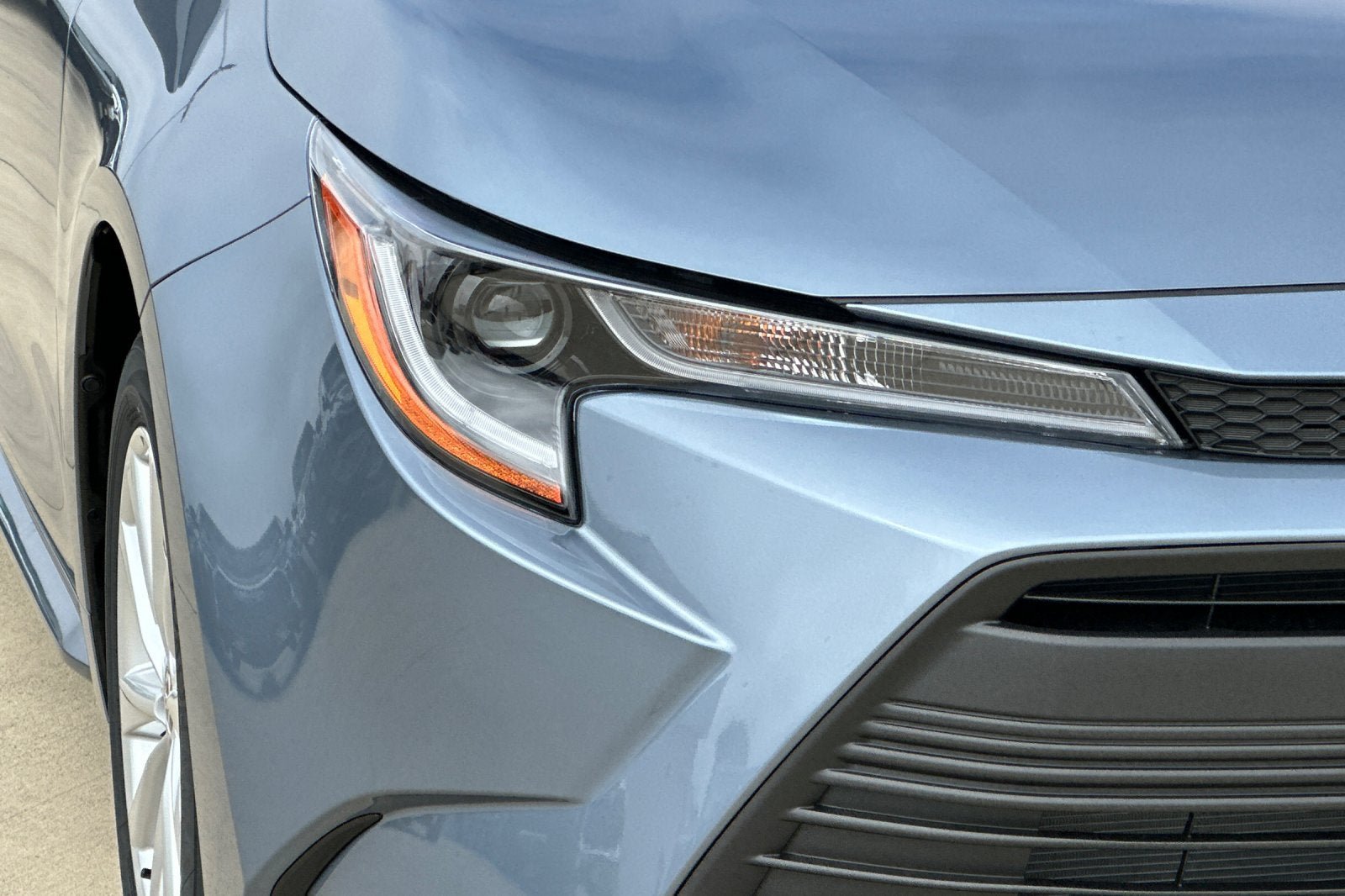 New 2027 Toyota Corolla LE FWD image 27