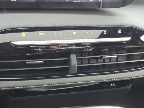 New 2026 Buick Enclave Sport Touring w/ Power Package AWD/4WD image 25