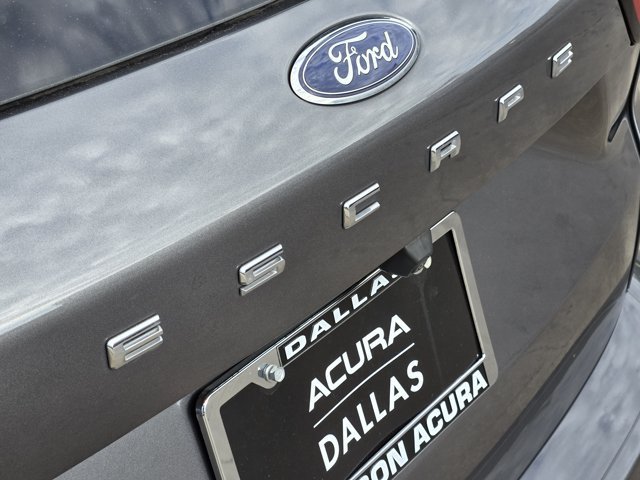 Used 2023 Ford Escape ST-Line w/ Tech Pack #1 FWD image 11