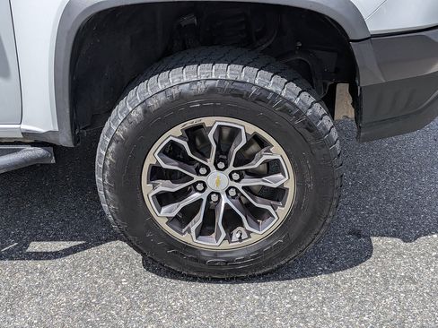 Certified 2019 Chevrolet Colorado ZR2 AWD/4WD image 10