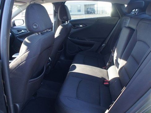 Used 2019 Chevrolet Malibu LT image 11