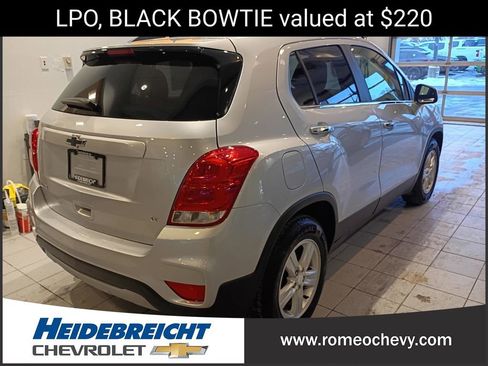 Certified 2020 Chevrolet Trax LT w/ LT Convenience Package image 5