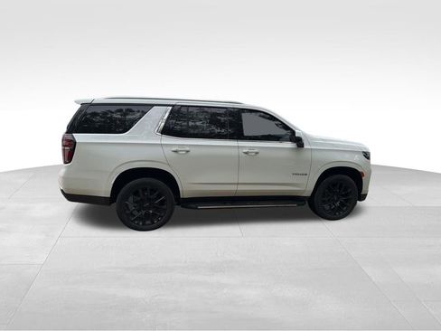 Used 2023 Chevrolet Tahoe LT w/ Luxury Package AWD/4WD image 12