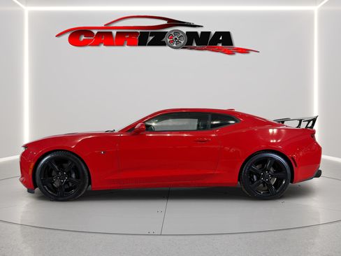 Used 2016 Chevrolet Camaro SS RWD image 11