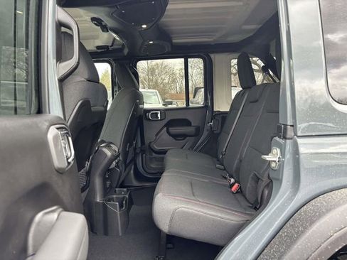 New 2026 Jeep Wrangler Unlimited Rubicon w/ Xtreme 35 Tire Package AWD/4WD image 7