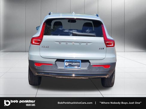 Used 2025 Volvo XC40 B5 Plus AWD/4WD image 26