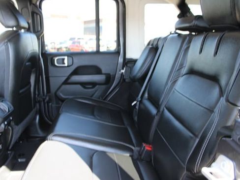 Used 2023 Jeep Wrangler Unlimited Sahara w/ Cold Weather Group AWD/4WD image 43