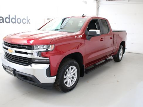 Used 2019 Chevrolet Silverado 1500 LT w/ All-Star Edition AWD/4WD image 3