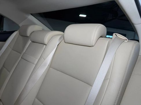 Used 2014 Lexus ES 350 FWD image 18