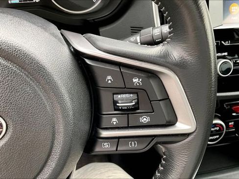 Used 2022 Subaru Forester Premium AWD/4WD image 17