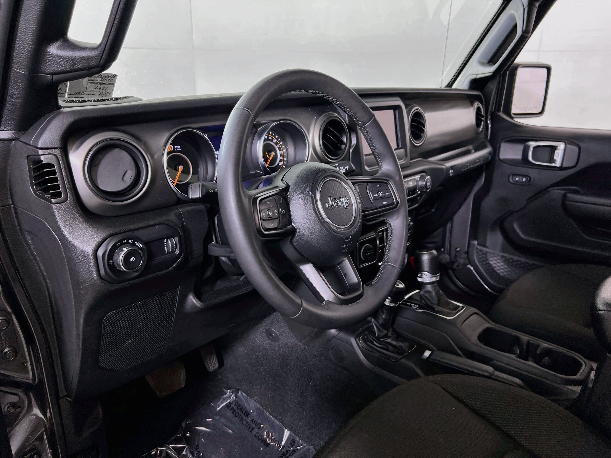 Used 2023 Jeep Wrangler Unlimited Sport AWD/4WD image 9