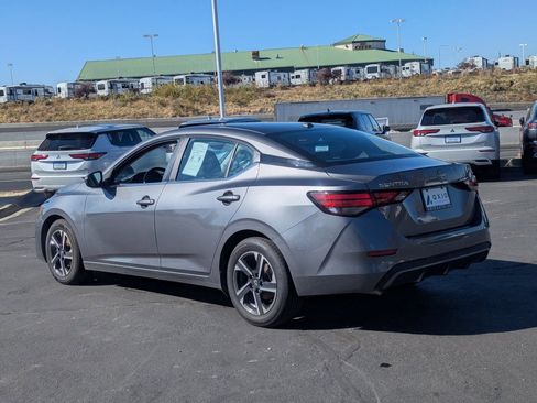 Used 2024 Nissan Sentra SV image 6