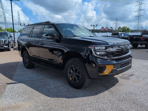 Used 2026 Ford Expedition Tremor AWD/4WD image 8