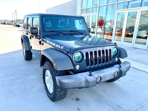 Used 2017 Jeep Wrangler Unlimited Sport w/ Quick Order Package 24S image 3