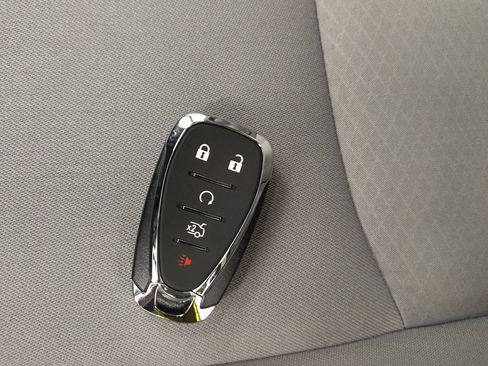 Used 2022 Chevrolet Malibu LT image 32